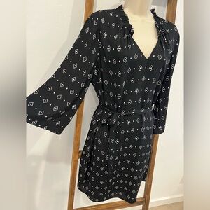 White House Black Market dress Diamond chiffon shift bell sleeves 14 NEW career